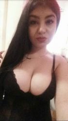 Moroccan, 20 y.o., call girl rate QAR 2500/hr