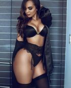 Photos of hooker Sunny in sexy escort ads on SexoDoha.com