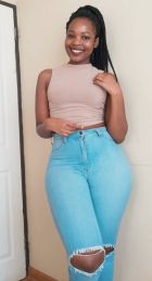 Bella is a model for sex and massage in Doha