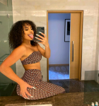 Chinese escort in Doha for QAR 1200 for an hour