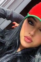 Busty escort in Doha: Halifa works 24 round the clock